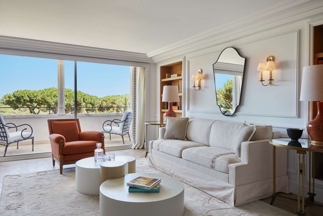 Prestige Suite