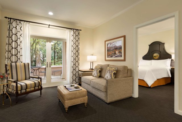 Signature One Bedroom Suite 