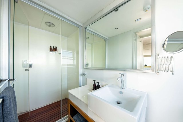 Luxury Suite