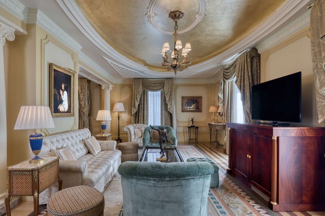Presidential Suite