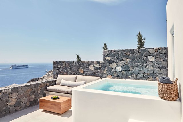 Honeymoon Suite with Plunge Pool