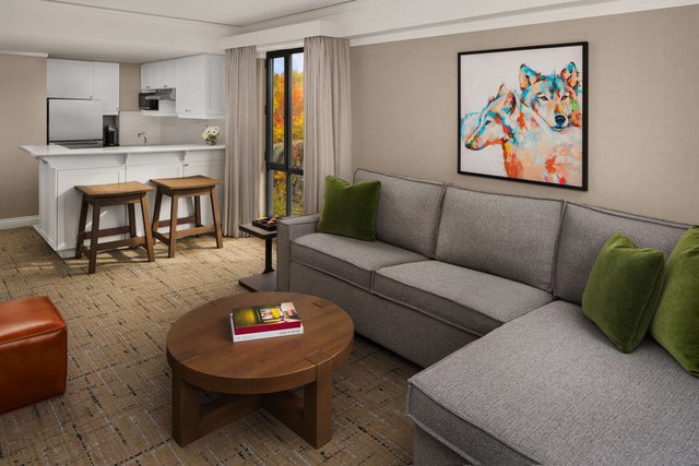 One Bedroom Luxury Residence Queen