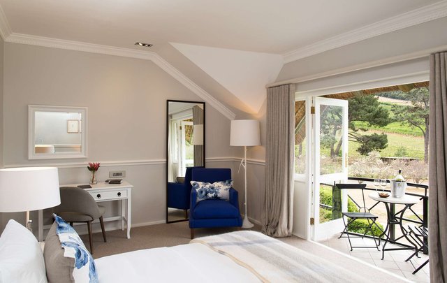 Shiraz Rooms