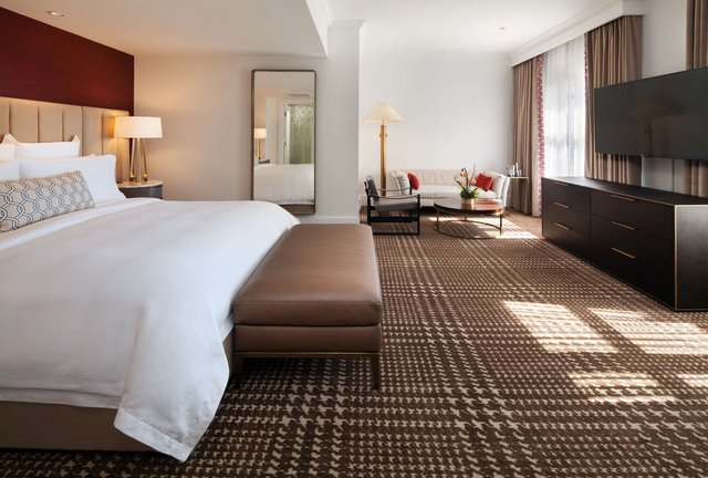 Presidential Bi-Level Suite