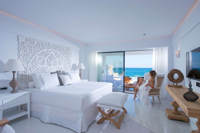 Luxury Seafront Guestroom - Private Pool