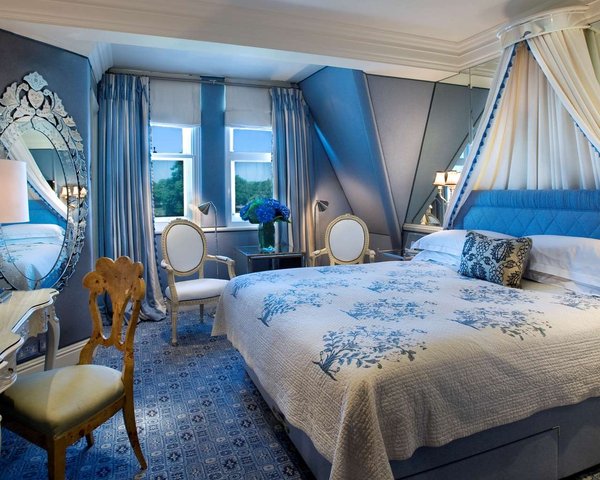 Deluxe Twin or King Room