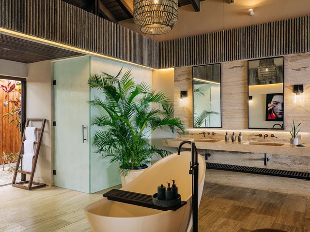​BAY VIEW SUITE