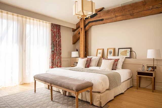 Deluxe Guest Rooms