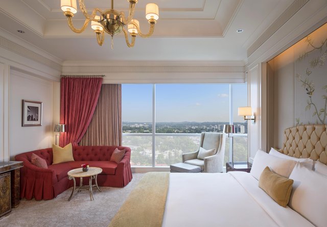 Grand Deluxe Room