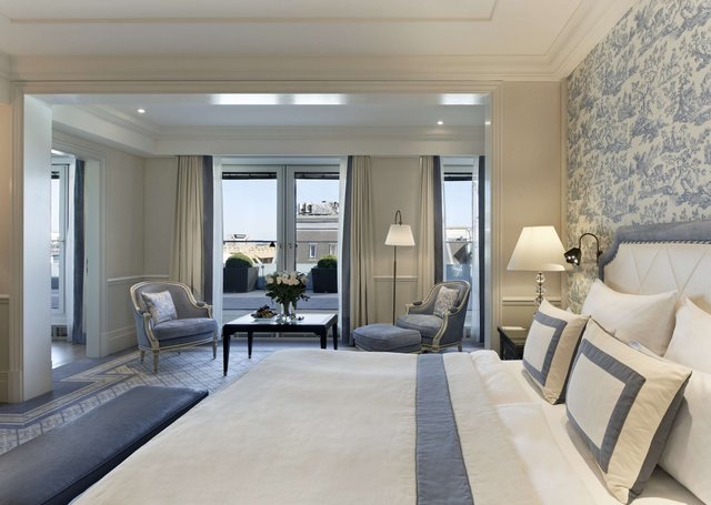 Signature Suite Terrace