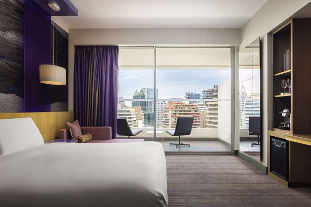 Spectacular Room