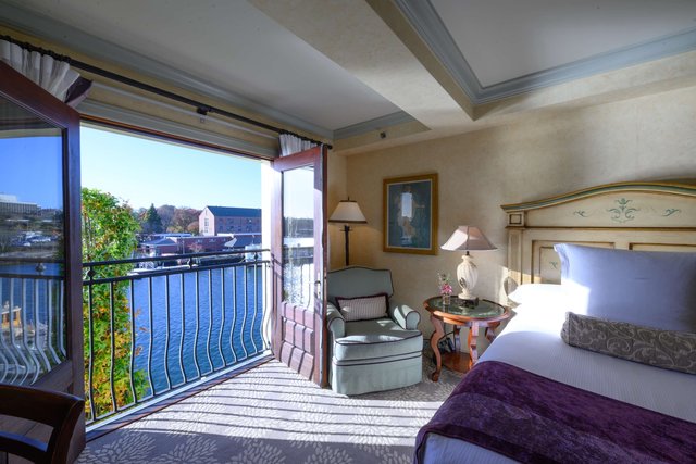 Deluxe Harbor View