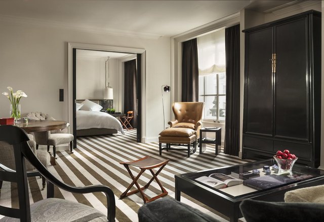 Noble House Suite