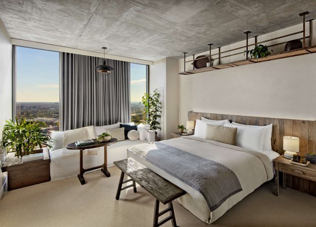 Skyline King or Two Double