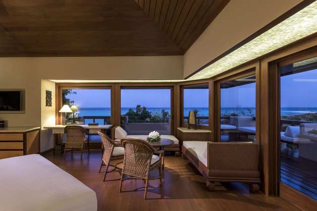 Deluxe Hillside Casita