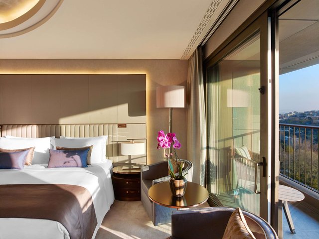 Grand Deluxe Room