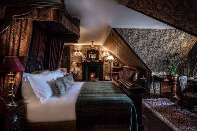 Royal Suites