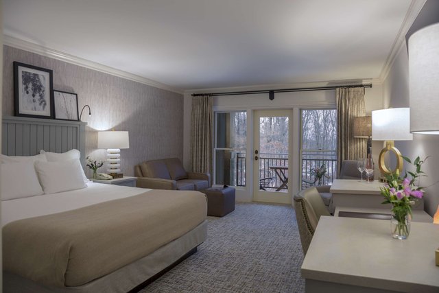 Veranda Junior Deluxe Room