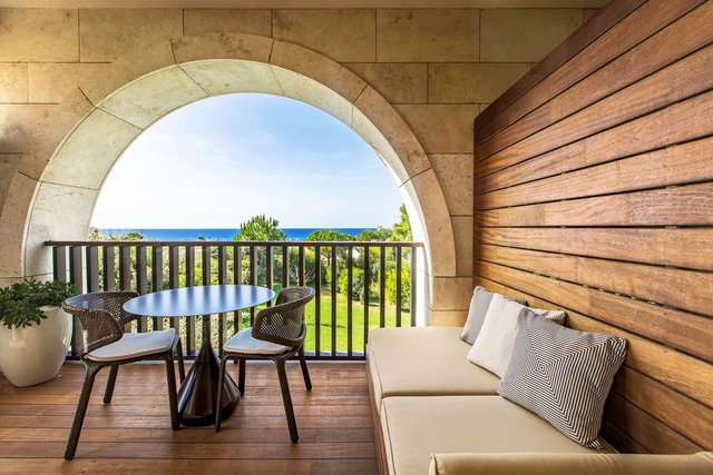 Deluxe Sea View Room