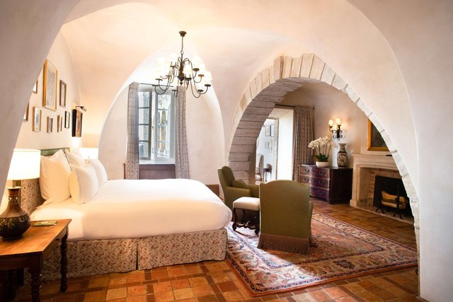 Baron de Simiane Suite - Valley View