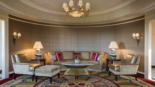 Oval Suite
