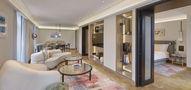 Knightsbridge Suite