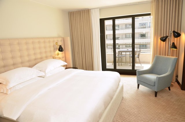 Premium Suite