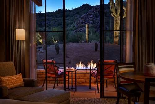 Fireside Mountain View Guestroom
