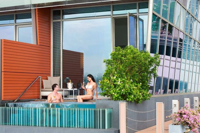 프리미어 베이 뷰 자쿠지 룸