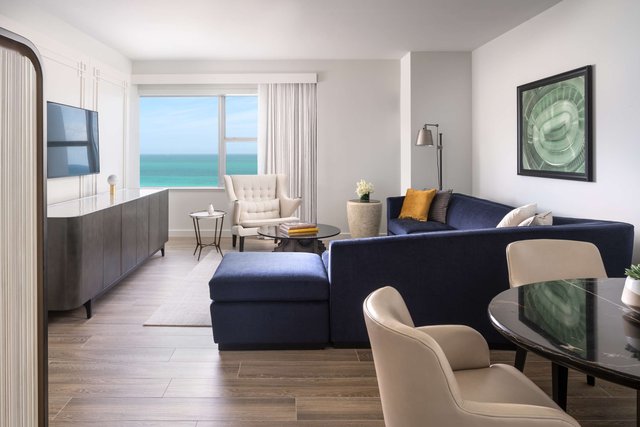 Club Ocean Front Suite 