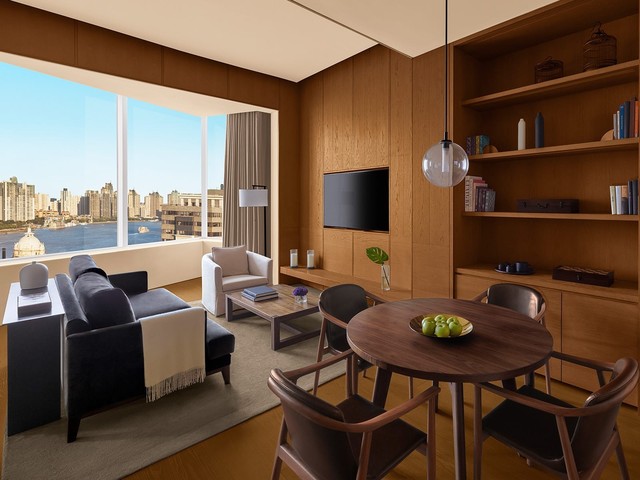 번드 뷰 스위트