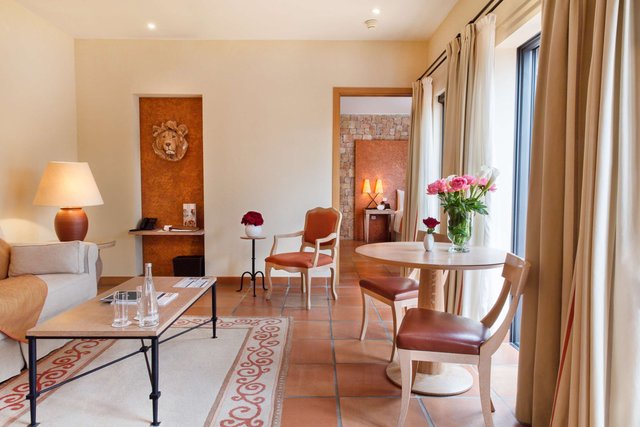 Premier Suite