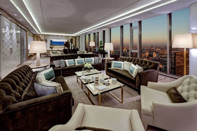 King Presidential Suite