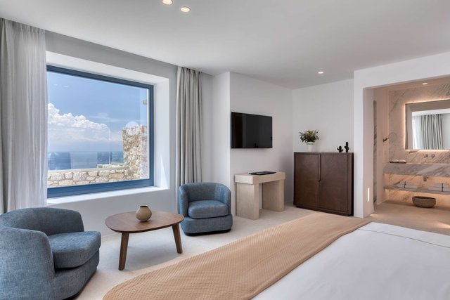 ​Premium Suite