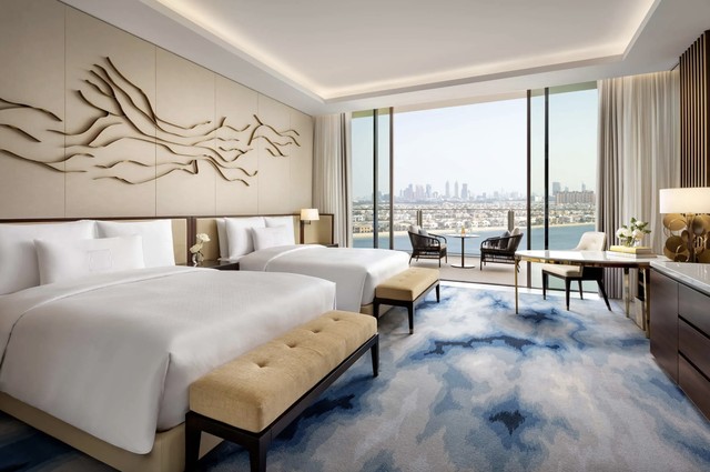 패밀리 룸 - 팜 뷰