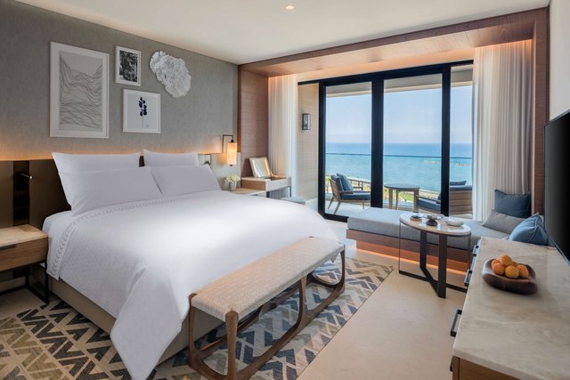 DELUXE SEA VIEW ROOM