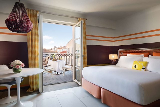 Patio Terrace Room