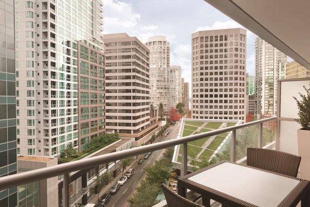 One-Bedroom Balcony Suite