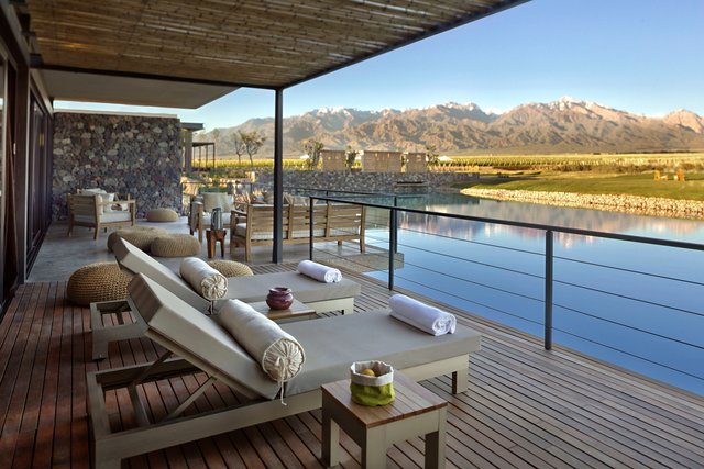 Two Bedroom Deluxe Villa Lake Andes View