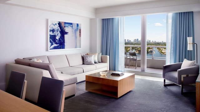 One Bedroom Intracoastal View, Residenti