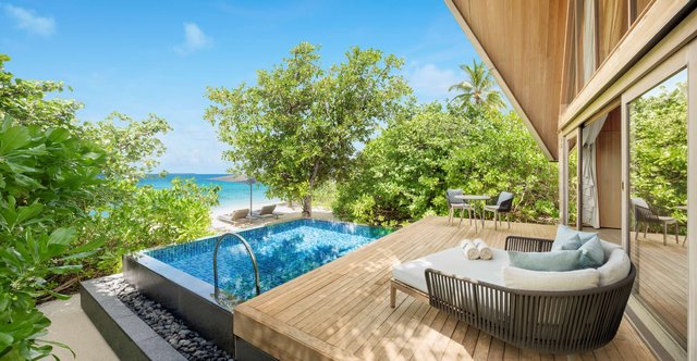 One Bedroom Beach Villa with Pool