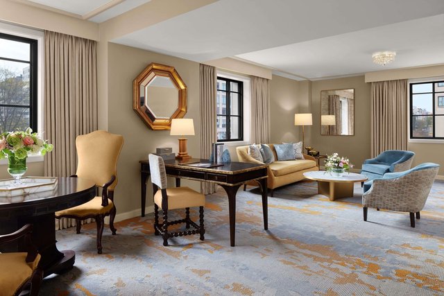 St. Regis Suite