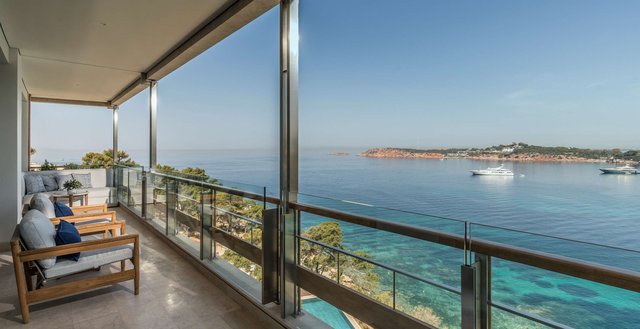 Arion Panoramic Sea-View Suite