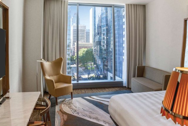 Superior King City View