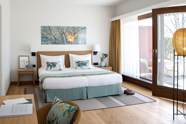 Classic Junior Suite with Balcony