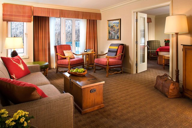 One Bedroom Mountain View Suite