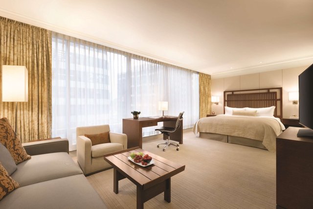 Deluxe King or Double/ Double Room