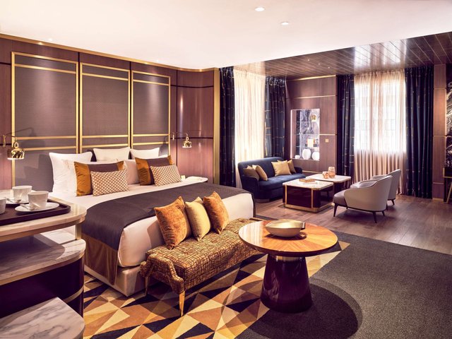 Deluxe Junior Suites 