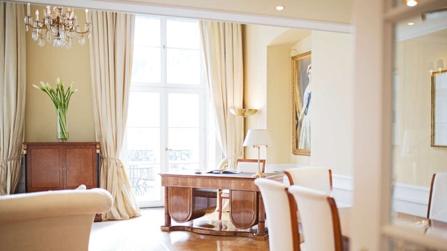Coburg Suites