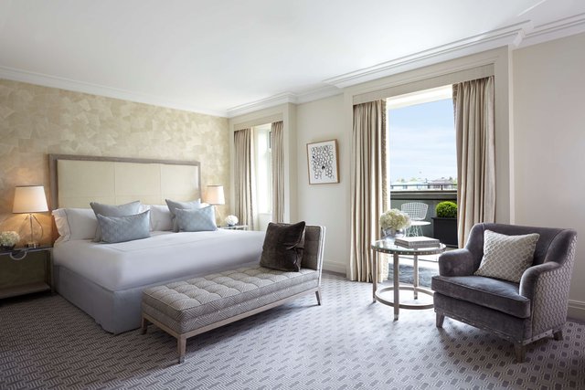 Berkeley Balcony Room